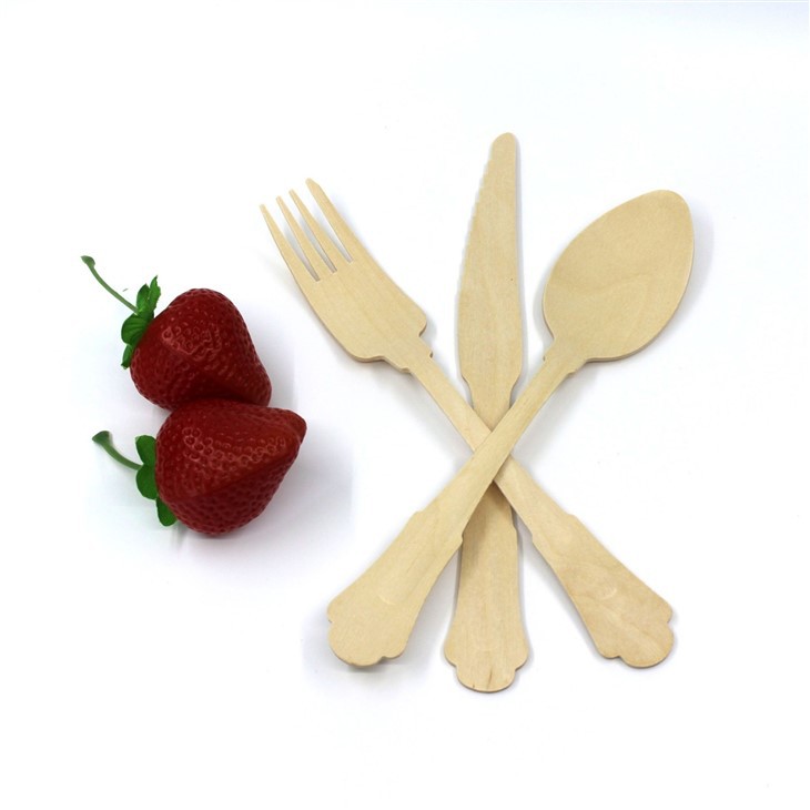 disposable wooden eating utensils