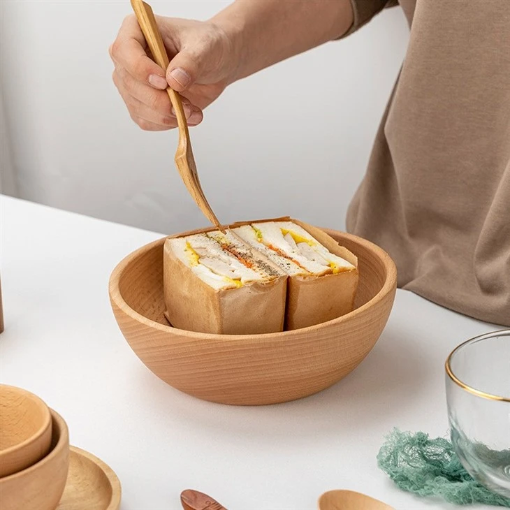 wooden plates and bowls